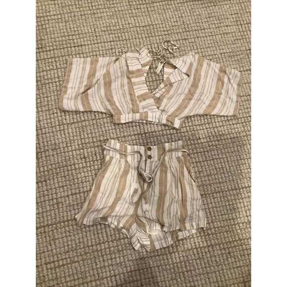L SPACE Stripe outfit set with Corina Crop top (s) & Vickie High Waist shorts L - Picture 1 of 9